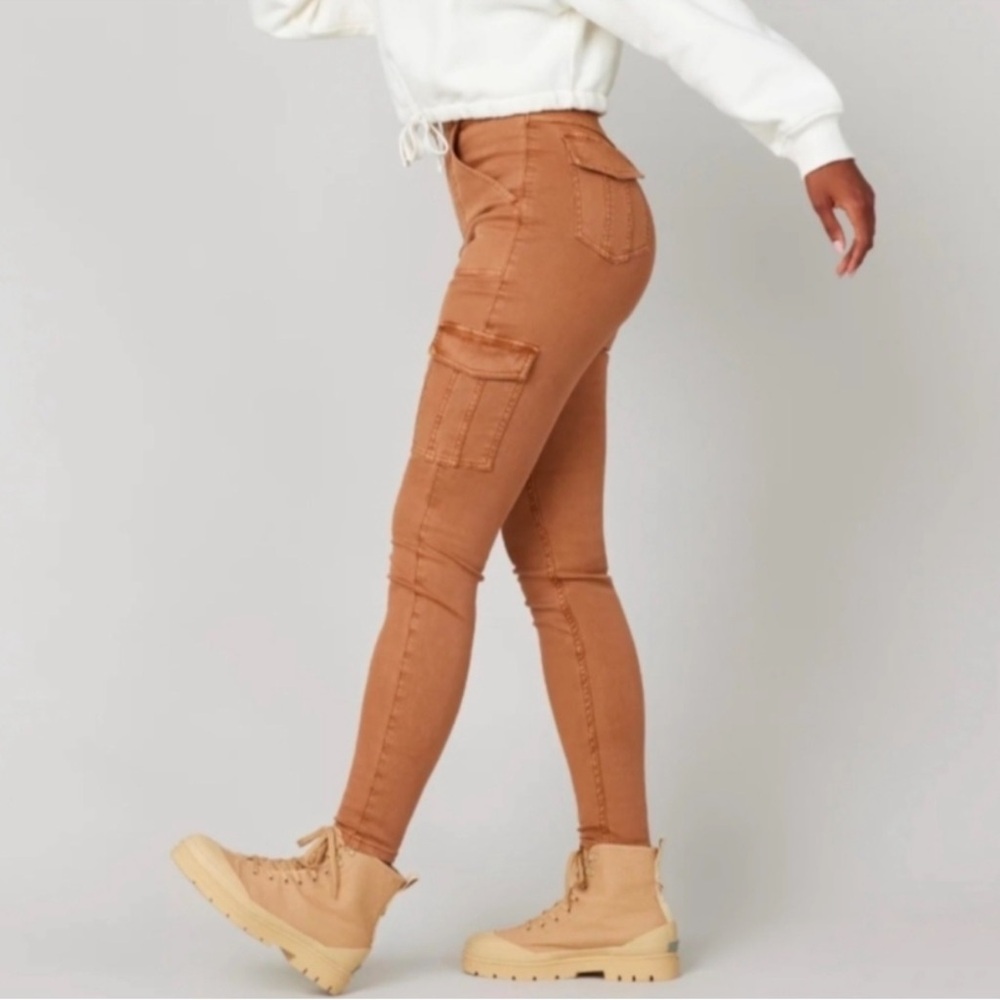 Spanx Stretch Twill Cargo Pant brown tan stretch utility casual Medium